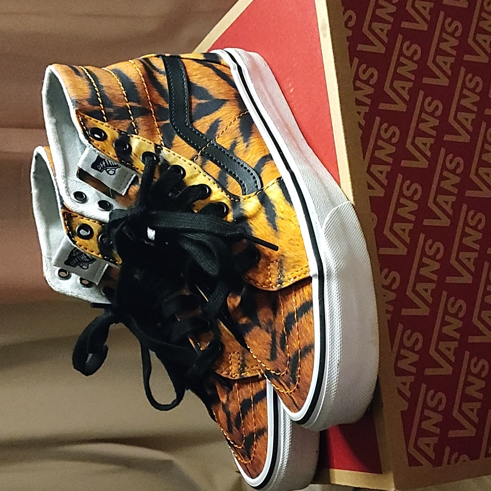 VANS